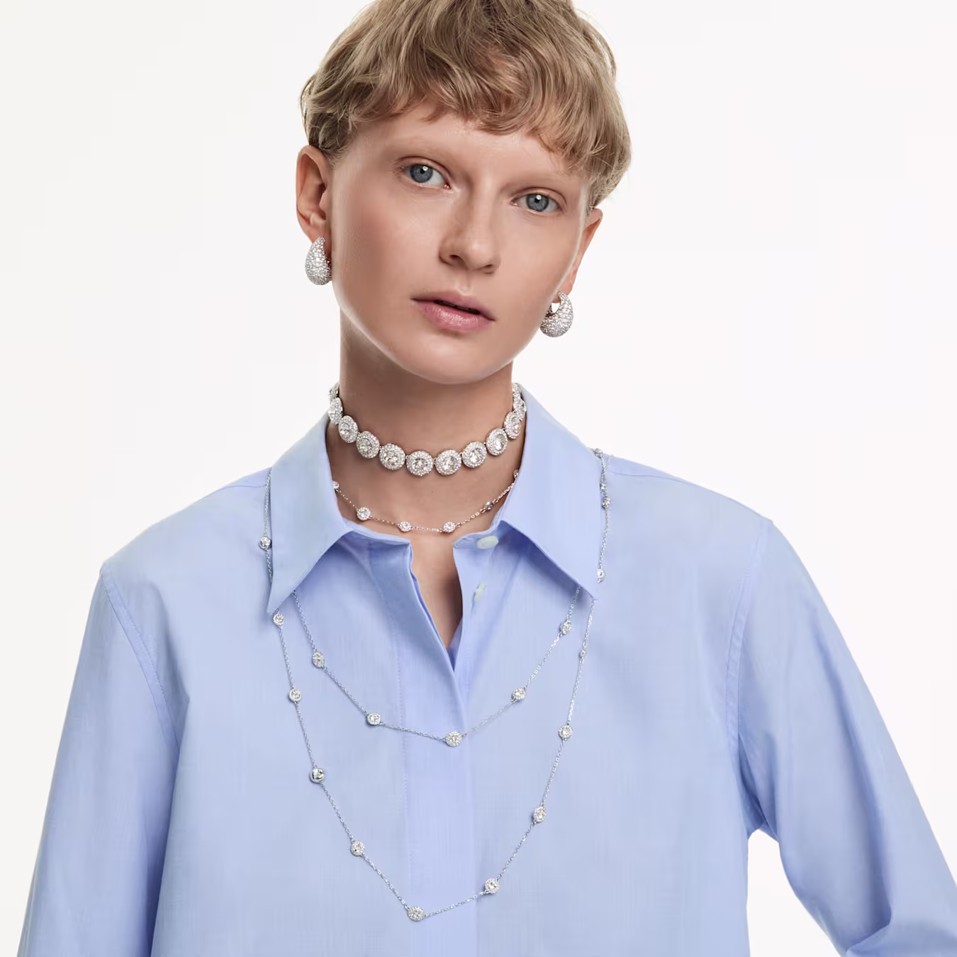 Swarovski Office lookovi – nakit za blistavu svakodnevnicu