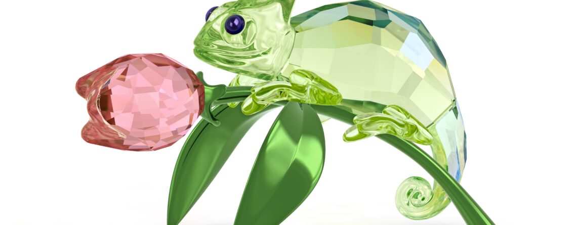 Swarovski kristalna figura Idyllia Kameleon i Tulipan